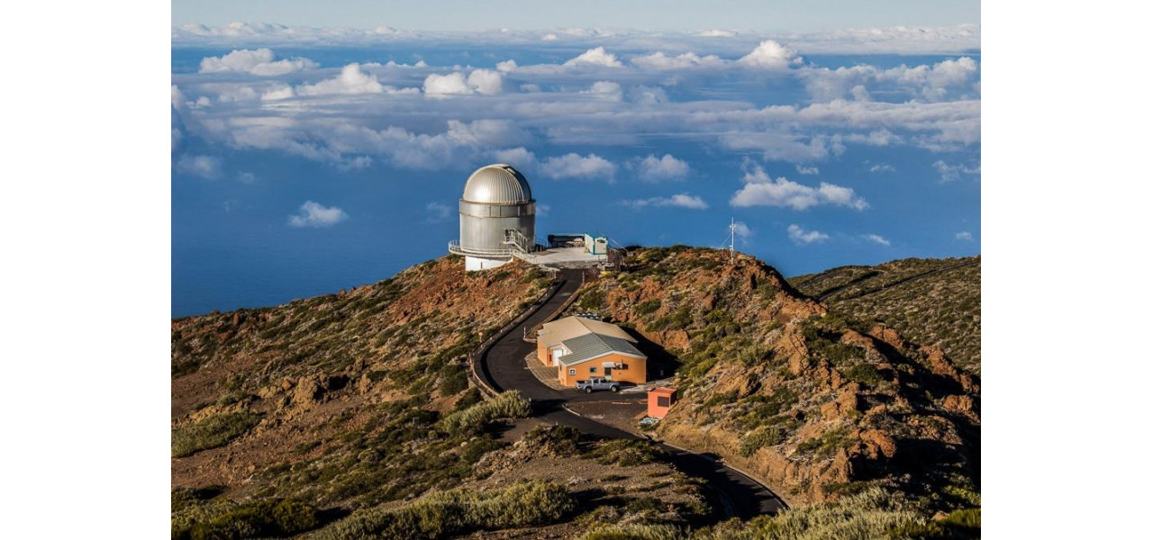 Observatoarele Insulelor Canare: Explorand cerul dintr-un punct de vedere unic.
