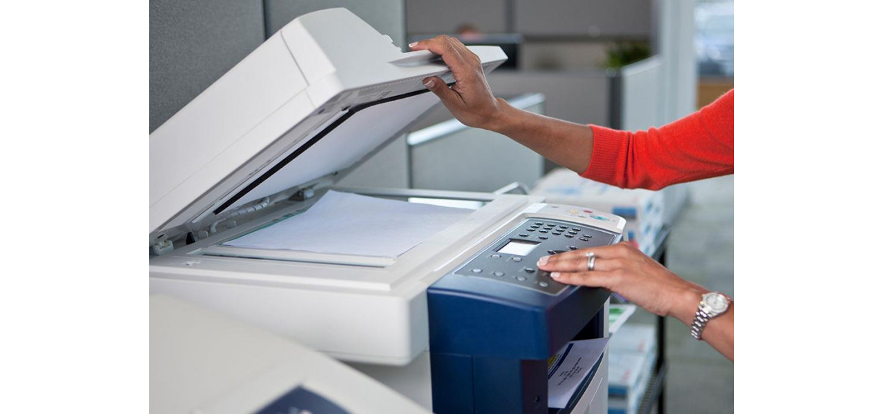 Capabilitatile de scanare a documentelor ale imprimantelor multifunctionale Xerox transforma hartia in fisiere digitale.