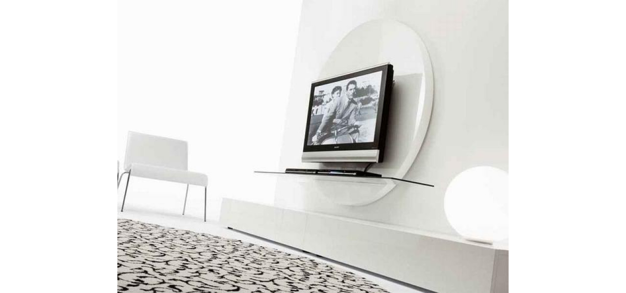 Accesoriile esentiale pentru o configuratie TV eleganta si minimalista.