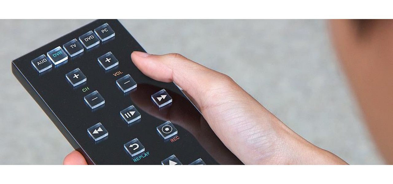 Evolutia tastaturilor telefonului de la butoanele fizice la ecranele tactile.