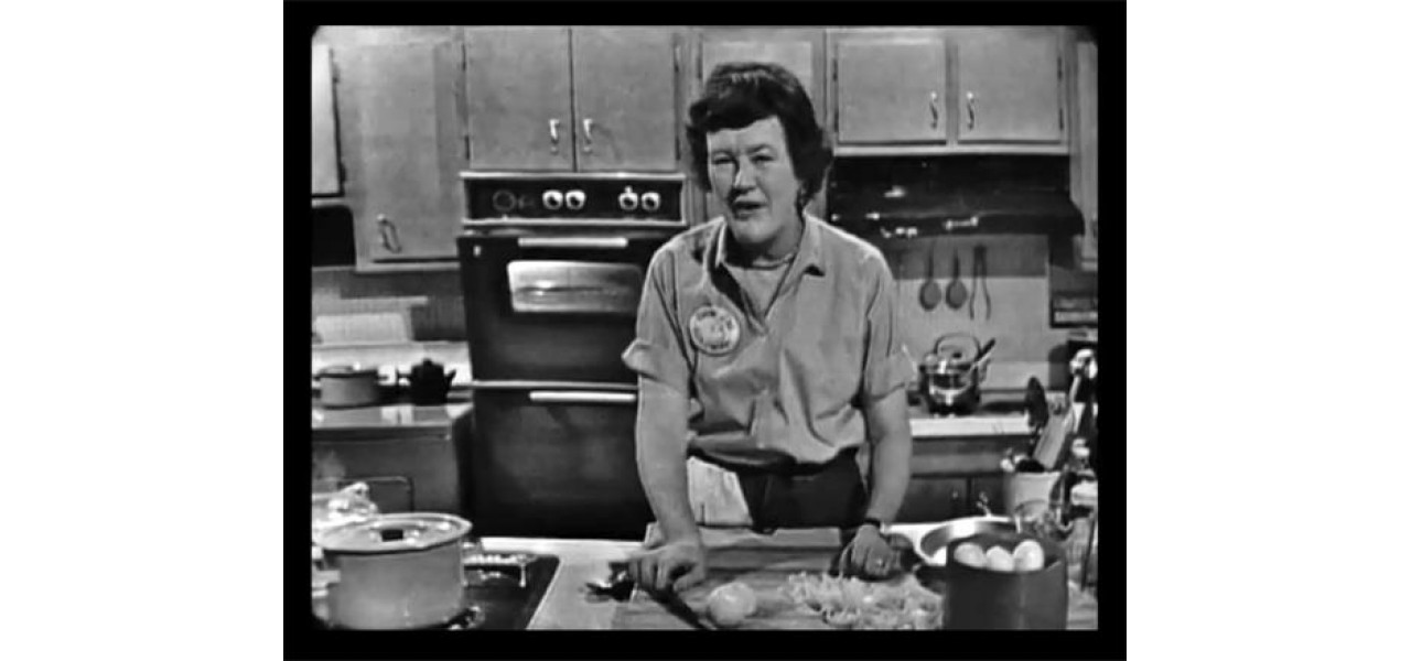 Evolutia emisiunilor TV de gatit de la Julia Child la celebri bucatari.