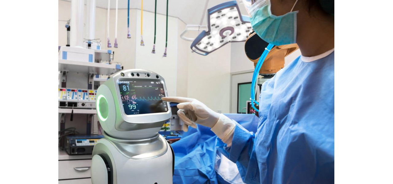 Viitorul PC Smart Healthcare AI Diagnostic si Robotic Surgery.