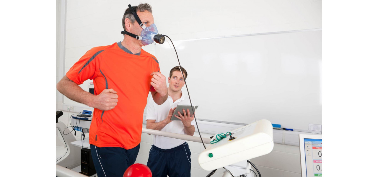 Impactul Ecrane asupra medicinii sportive si analizei performantei sportive.