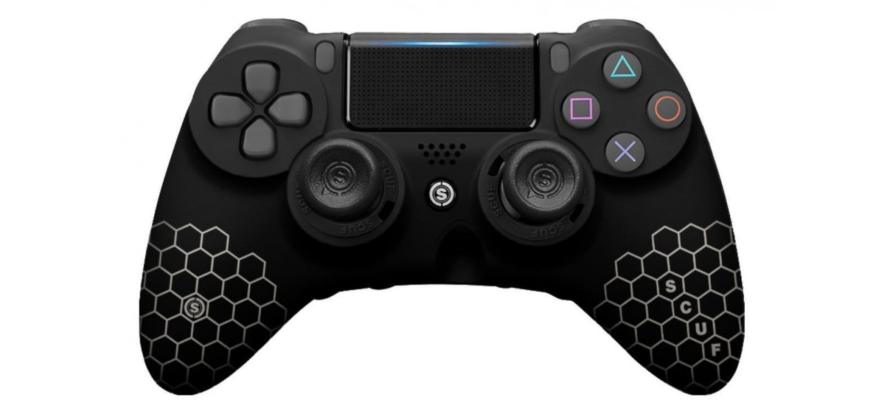 Impactul controlerelor cu joystick asupra jocurilor multiplayer.