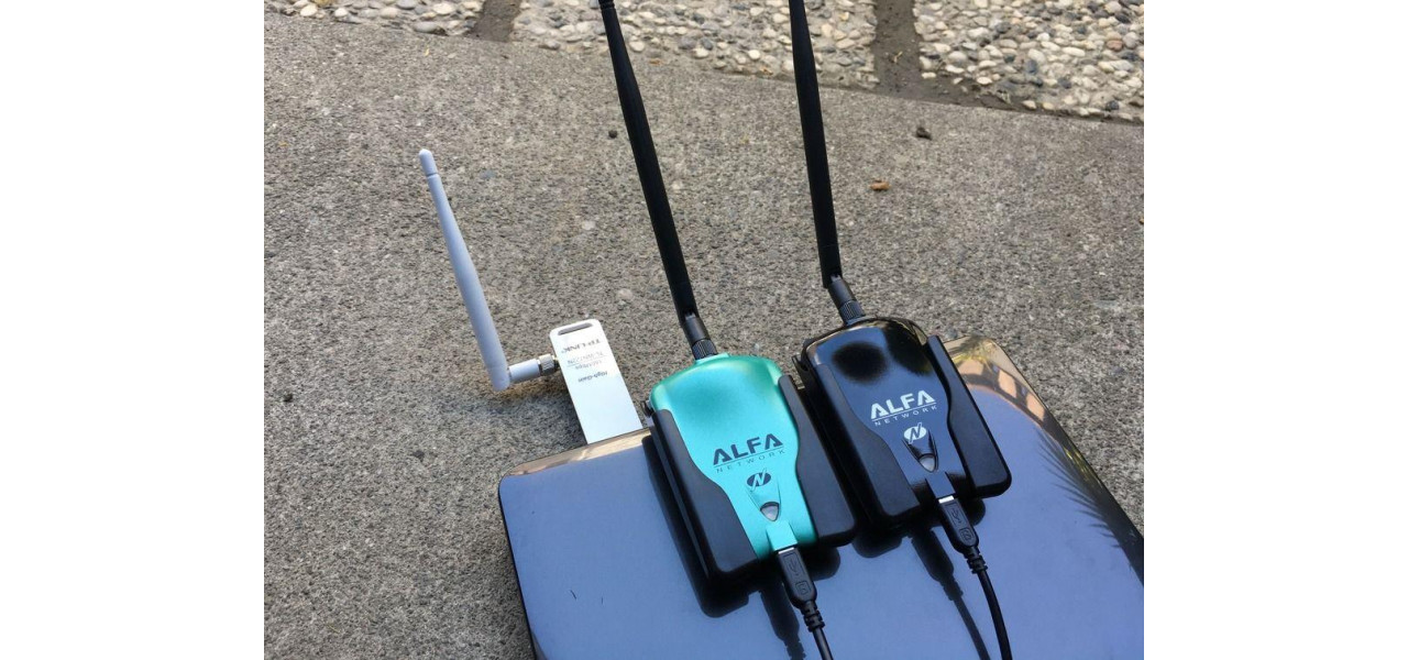 Importanta compatibilitatii cu sistemele de operare in adaptoarele wireless.