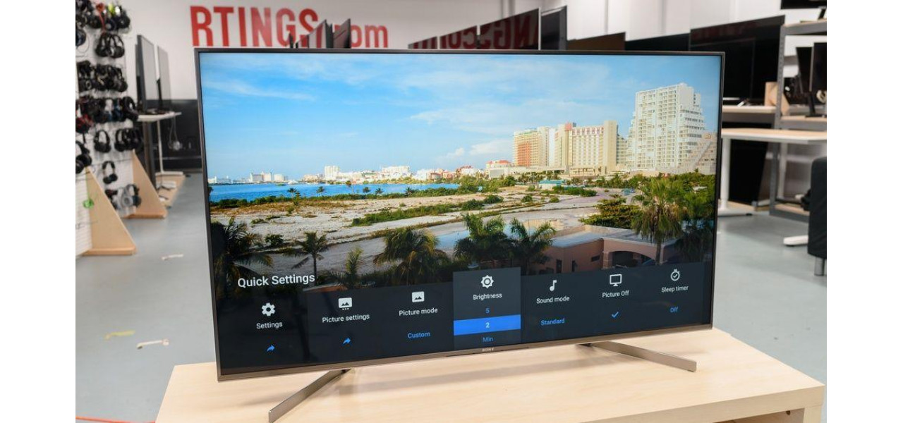 Puterea contrastului: TV Sony Deep Blacks si Bright Whites.