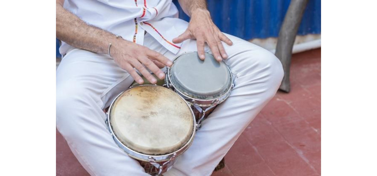 Puterea percutiei latine: deblocarea spiritului salsa.