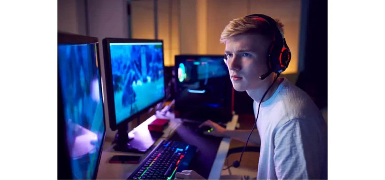 Performanta receptiva si rapida a monitoarelor Philips pentru jucatori.