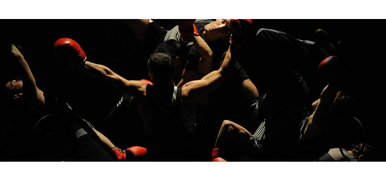 Rolul Boxe Audio in productiile teatrale care creeaza teatru captivant.