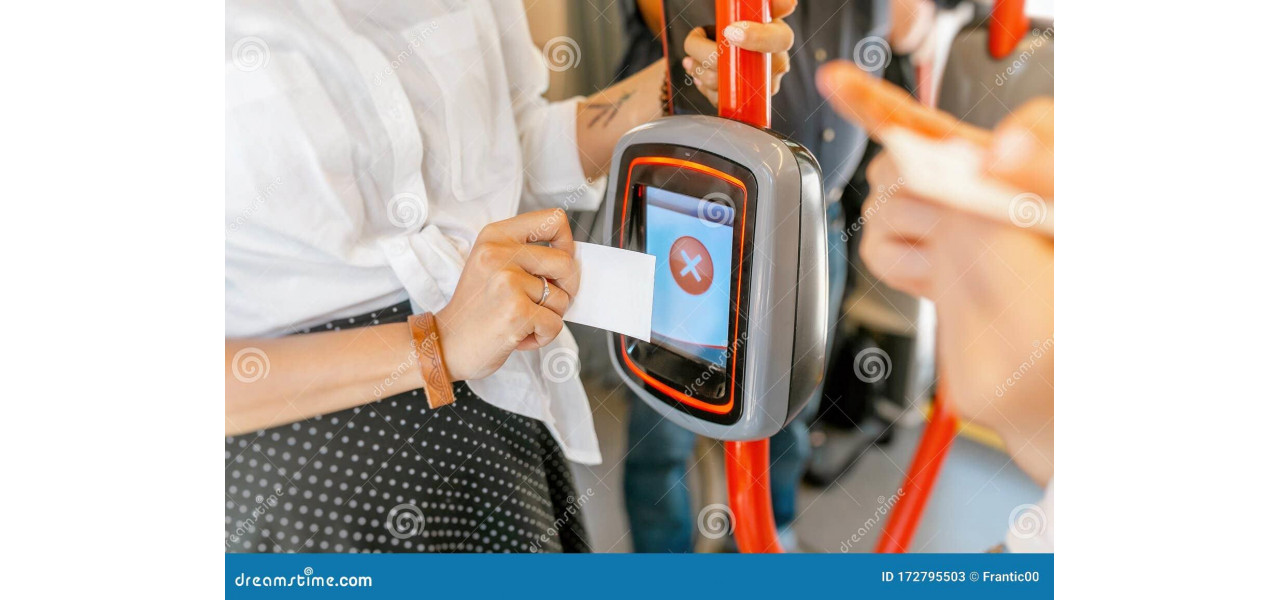 Rolul cititorilor de carduri in e-ticketing pentru transportul public.