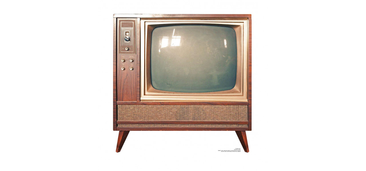 Rolul licitatiilor TV in colectarea si vanzarea televizoarelor de epoca.