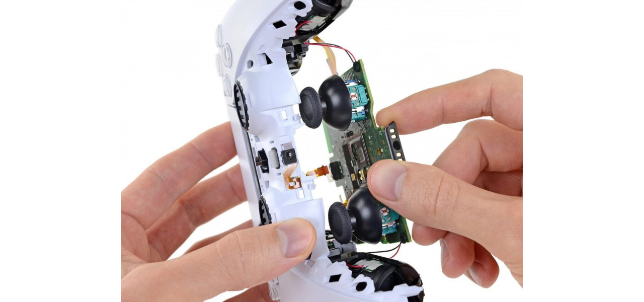stiinta din spatele controlerelor cu joystick: Cum detecteaza acestea miscarile?.