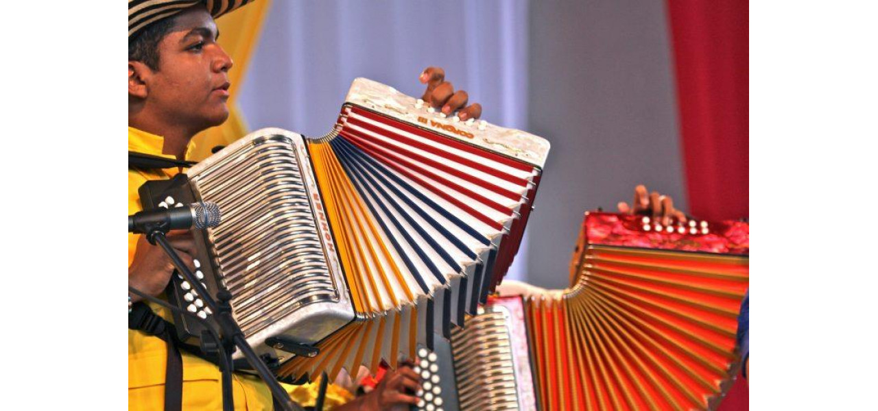 Trompeta in cumbia columbiana si muzica vallenato: sarbatorind traditiile si ritmurile bogate.
