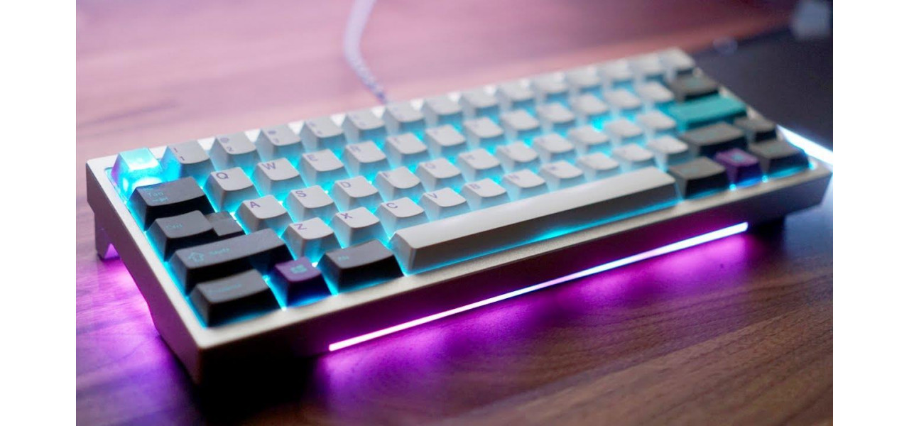 Arsenalul suprem de jocuri: cele mai bune tastaturi si soareci pentru jucatori.