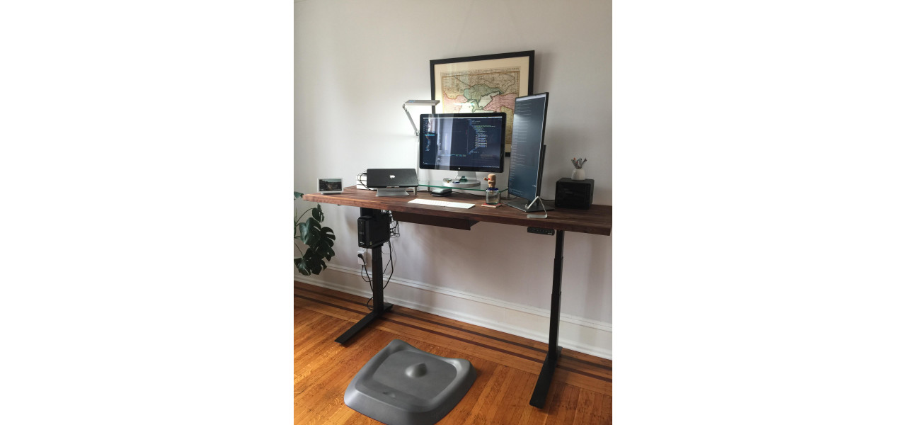 Configuratia suprema pentru biroul de acasa: PC-uri All-in-One pentru lucratorii de la distanta.