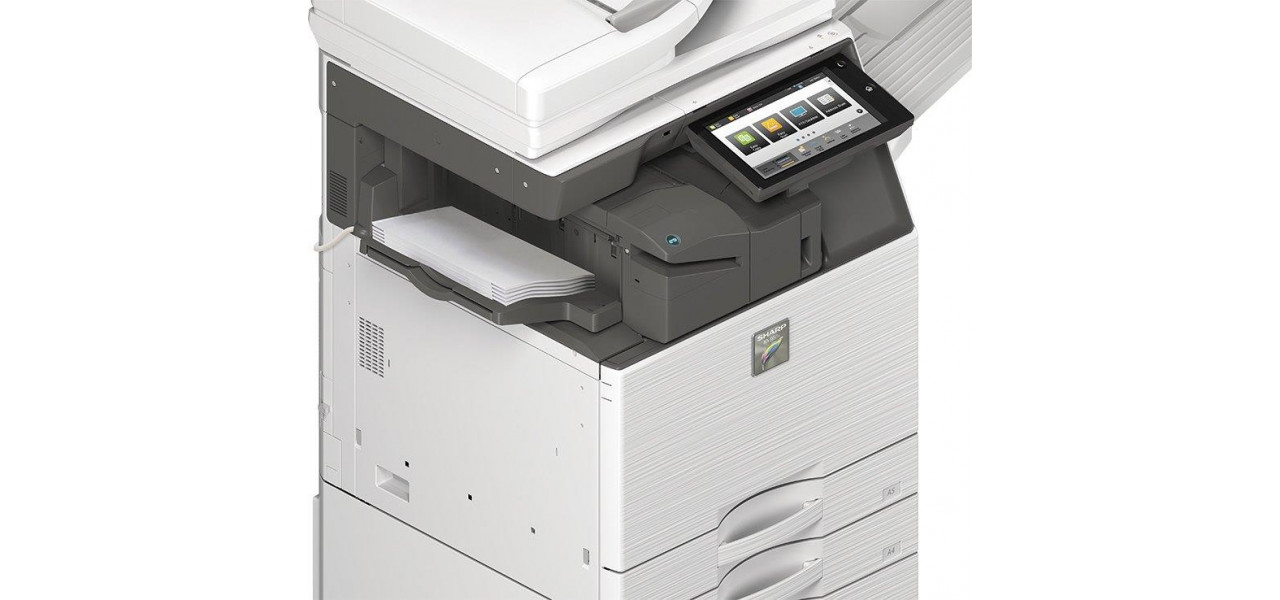Versatilitatea imprimantelor multifunctionale Sharp pentru proiecte creative.