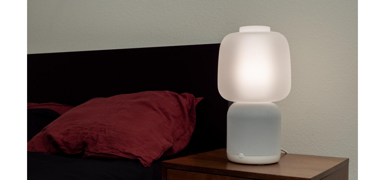 Transforma-ti divertismentul in camera de zi cu sistemele de difuzoare Bluetooth Ikea.