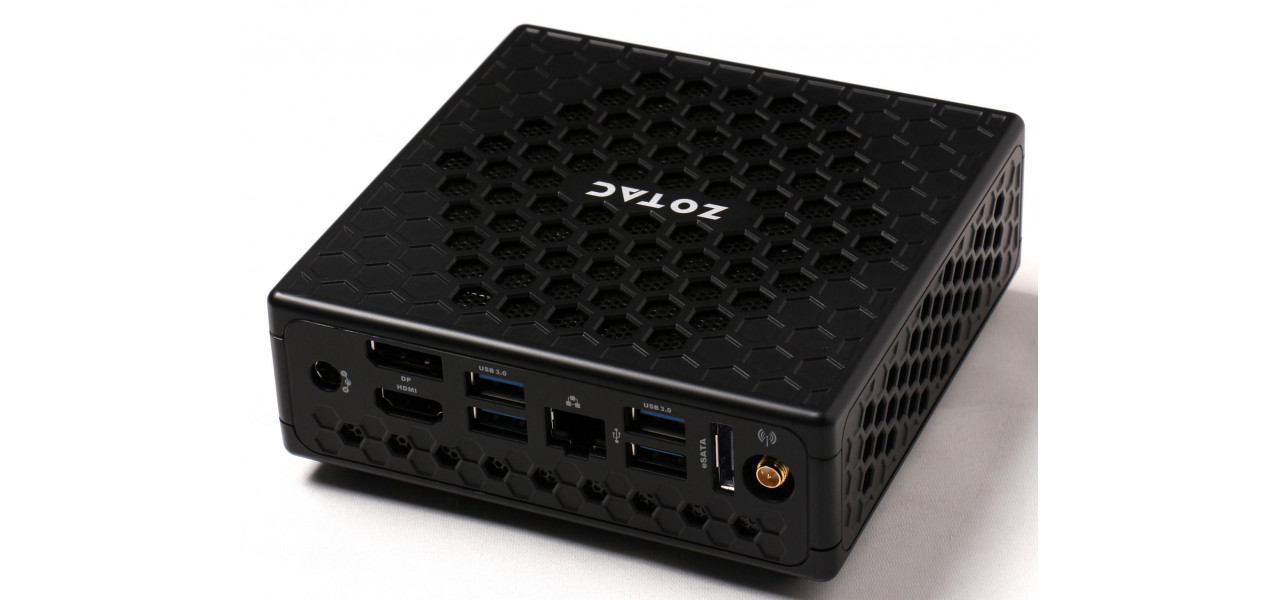 Dezlantuirea puterii placilor video pentru PC si laptopuri ZOTAC in realitate virtuala.
