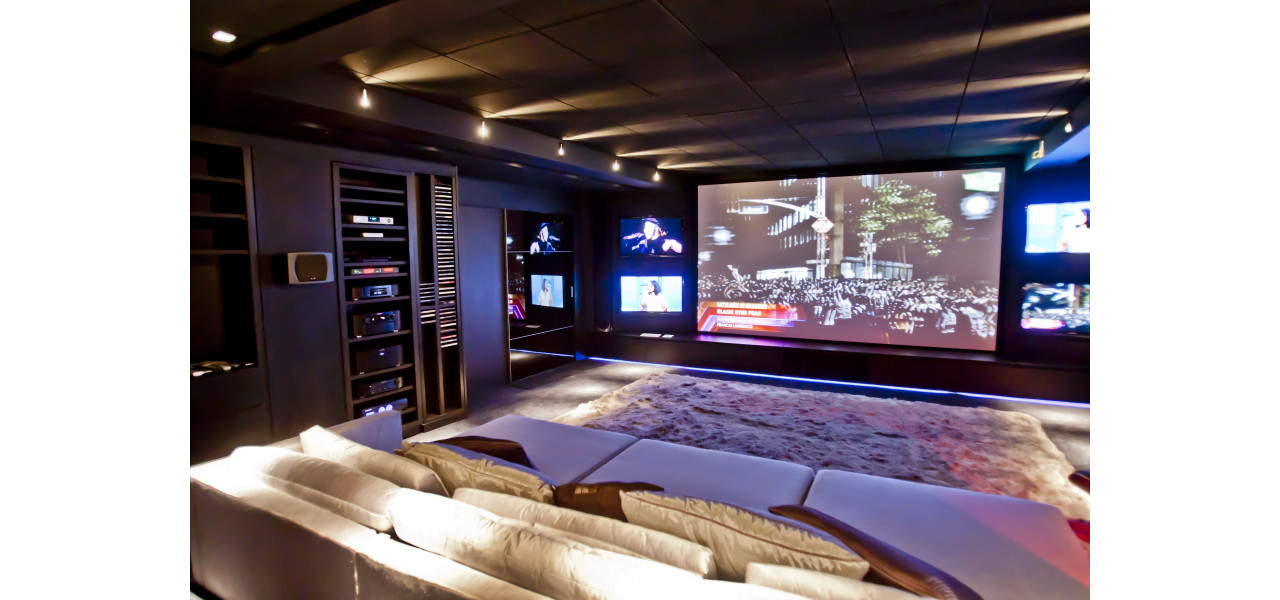 Deblocarea noptilor de film captivante: cele mai bune televizoare TCL pentru configurarea Home Theatre.