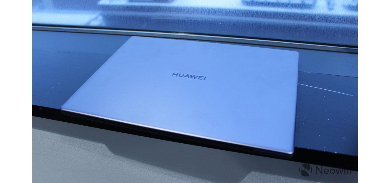 Dezvaluirea secretelor designului si ingineriei laptop-urilor Huawei.