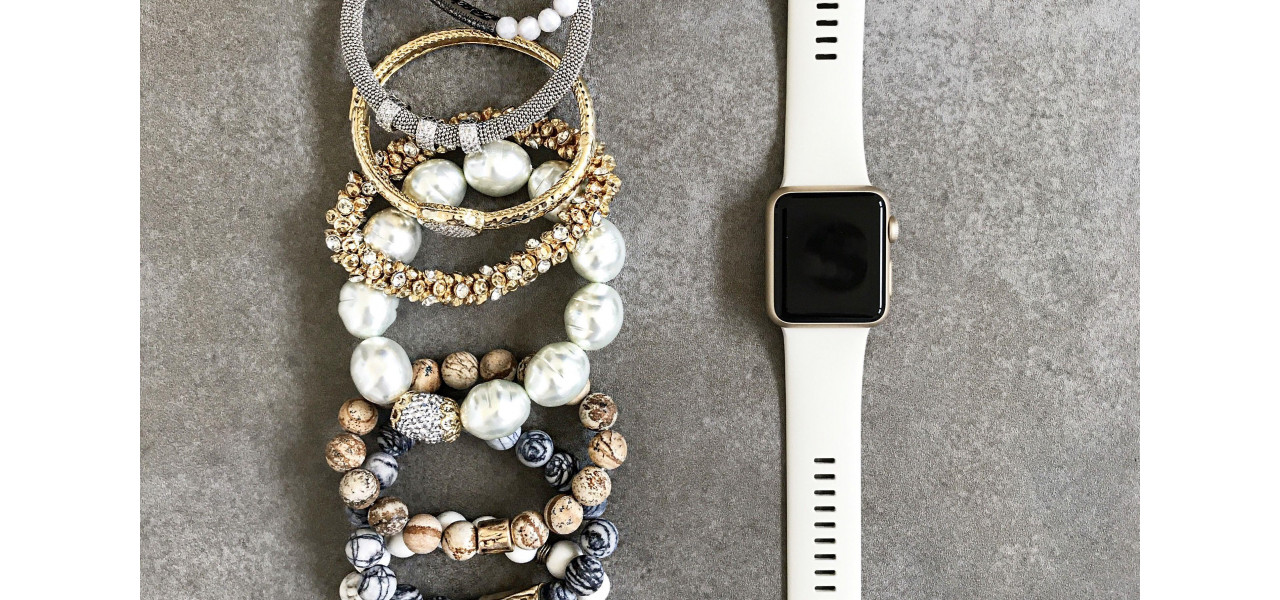 Actualizati-va stilul de moda cu accesorii la moda pentru ceasuri inteligente.