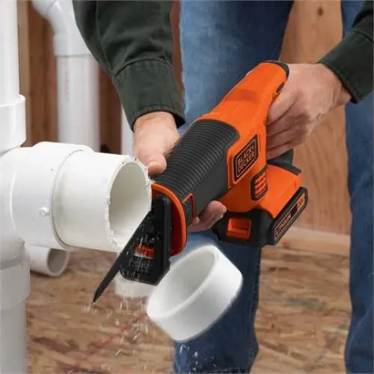 Аккумуляторная сабельная пила Black Decker BDCR18N-XJ, 18 В, 3000 ходов/мин, пильный диск 15 см, без аккумулятора/зарядного устройства