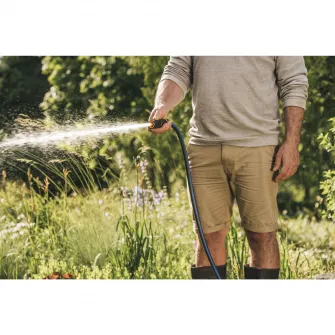 Duza pentru stropit Fiskars, jet ajustabil