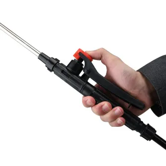 Pompa de stropit cu presiune pe acumulator MF Pandora MF-PA1007-S001-G01 , 12 V 8.0 Ah, rezervor tip rucsac 16 L, debit 2.6 l/min, presiune maxim 5.5 bar, lance telescopica otel 48 - 80 cm, include: incarcator + acumulator 12 V 8.0 Ah