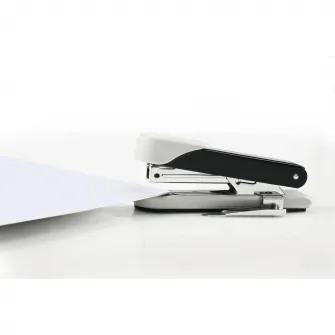 Capsator Novus Stabil cu decapsator, 30 coli, capse 24/6, 26/6, adancime 6.5 cm, metal, negru