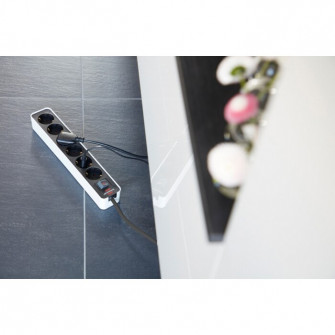 Prelungitor Brennenstuhl Ecolor, cu intrerupator iluminat, 6 prize, protectie la atingere, cablu H05VV-F 3G1.5, 1.5 m, Negru/Alb