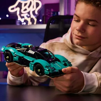 LEGO® Technic - Aston Martin Valkyrie 42208, 707 piese
