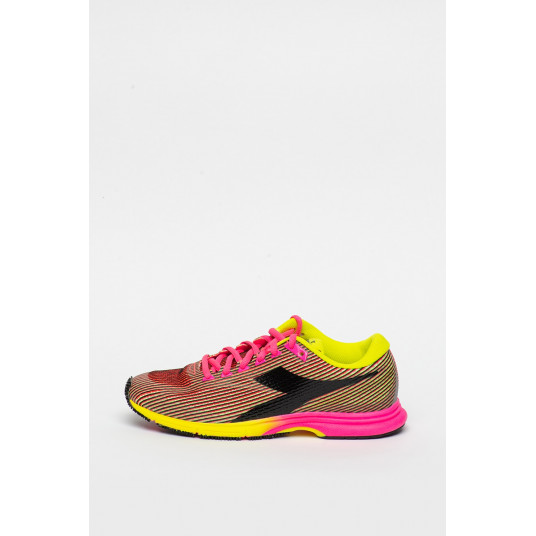 diadora mythos fast racer