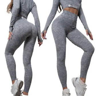 Set costum fitness FitTronic Y740 Gray, marimea M, croiala moderna, ce pune in valoare formele, material ce se muleaza pe corp
