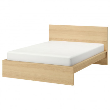 Cadru de pat inalt IKEA MALM cu furnir de stejar/pata alba 160x200 cm.