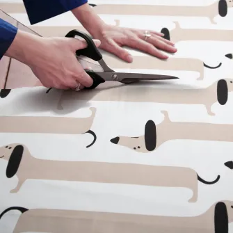 IKEA ARBETSTAG Metraj pre-taiat, alb murdar/bej model caine, 150x300 cm