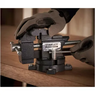 Menghina de banc Stanley Maxsteel 1-83-065, 100mm, forta de strangere 1100 kg ideala pentru aplicatii usoare, baza se fixeaza direct pe bancul de lucru pentru stabilitate adaugata, 4.9 kg