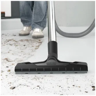 Aspirator uscat pentru cenusa Karcher AD 4 Premium, 1.629-731.0, putere 600 W, rezervor metalic de 17 L, furtun de aspirare metalic de 1.7 m, tehnologie ReBoost, filtru suplimentar de evacuare aer, Negru/Galben