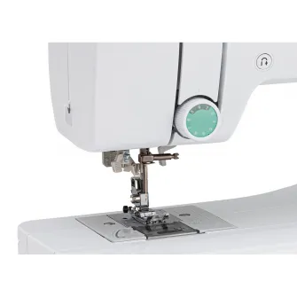 Masina cusut computerizata Brother CS70S, 70 cusaturi, ecran LCD, latimea si pasul reglabile, 7 butoniere automate, LED, 750 imp/min